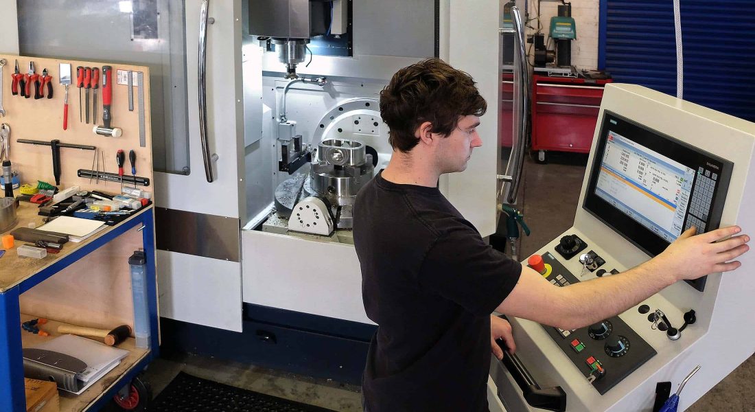 Whitehouse Machine Tools Ltd | 5-AXIS MACHINING CENTRE HALVES CYCLE TIME 0